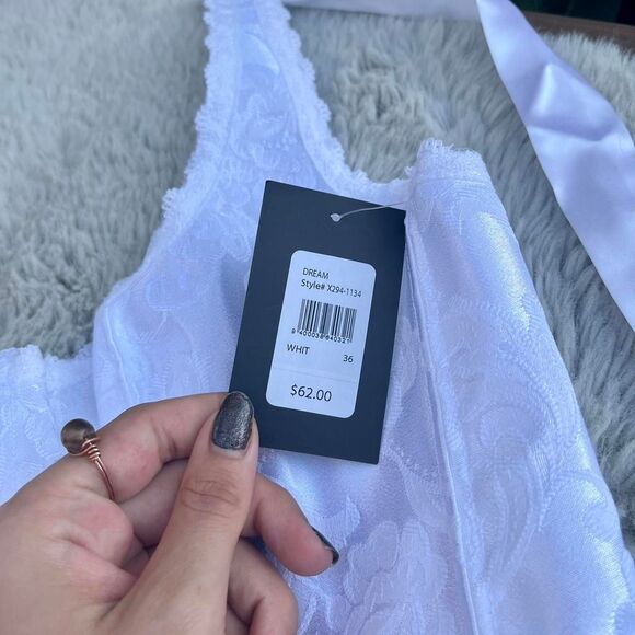 NWT Fredericks of hollywood Women's White Corset - Picture 2 of 4